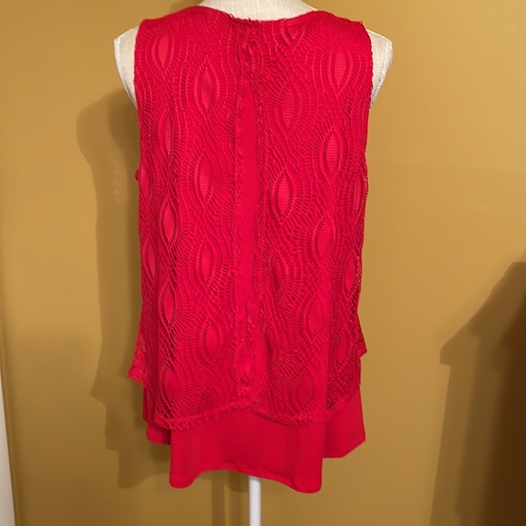 Top - Picture 2 of 4